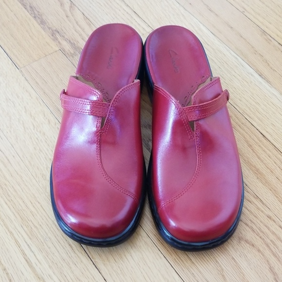 clarks shoes womens red